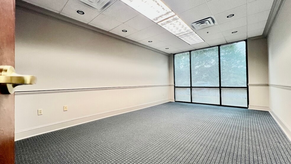 More Photos Of 46 Technology Pky S, Norcross Loft Creative Space For Lease