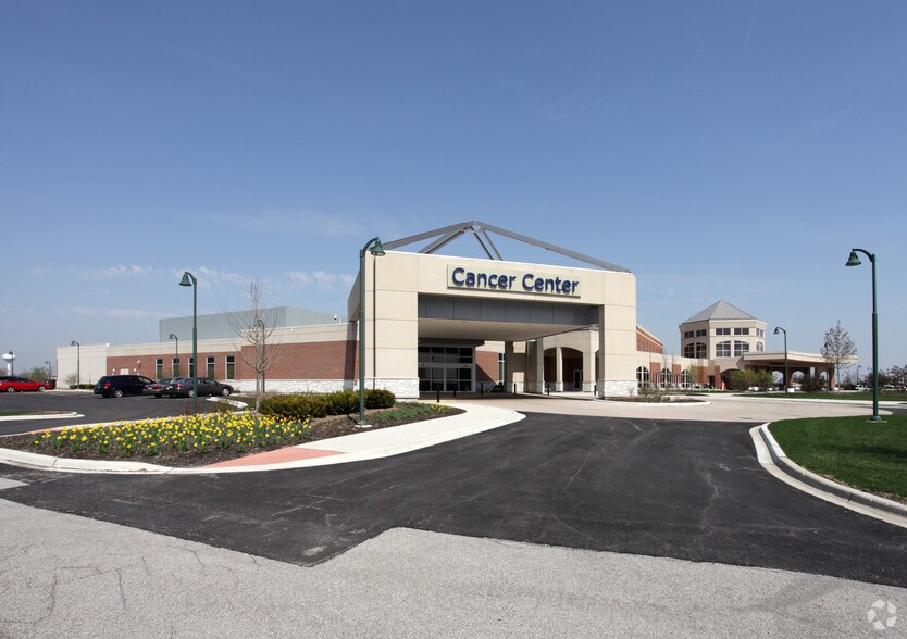 More Photos Of 24600 W 127th St, Plainfield Office For Sale