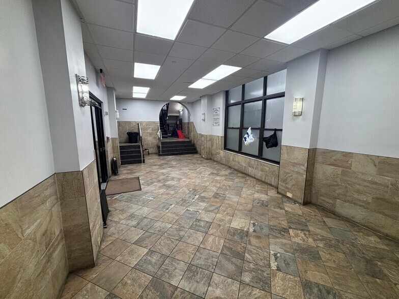 More Photos Of 860 E 27th St, Brooklyn Apartments For Sale