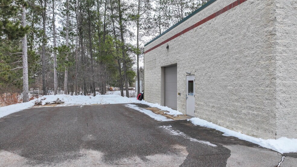 More Photos Of 5705 Memorial Ct, Weston Freestanding For Sale