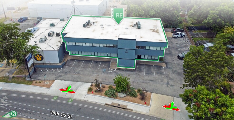 Primary Photo Of 3834 Airport Blvd, Austin Storefront Retail Office For Lease