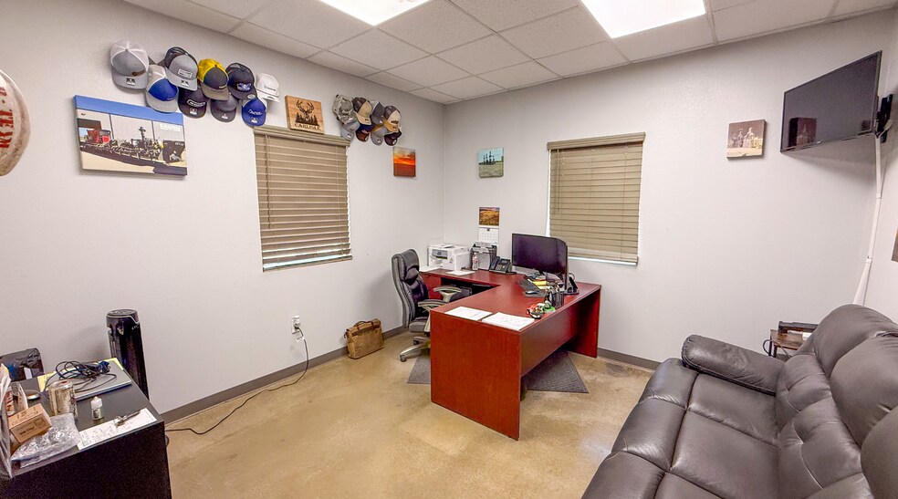 More Photos Of 8916 W County 139 rd, Midland Industrial For Lease