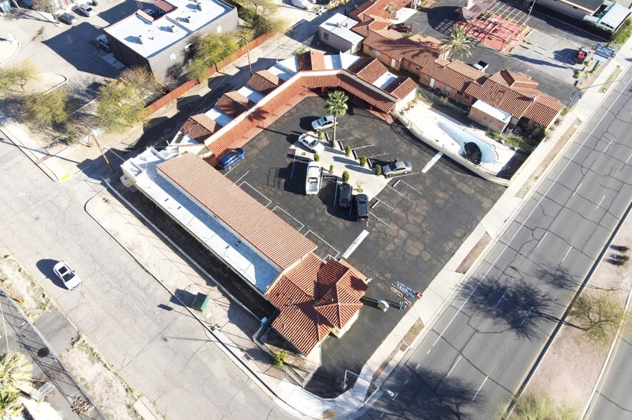 More Photos Of 1650 N Oracle Rd, Tucson Hotel For Sale