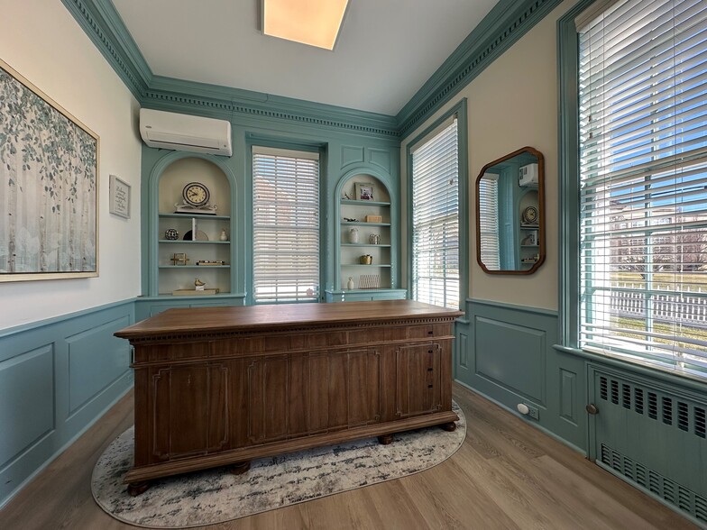 More Photos Of 78 Court St, Freehold Office Residential For Sale