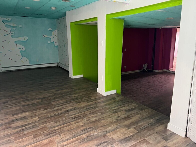 More Photos Of 4524 Bergenline Ave, Union City Apartments For Lease