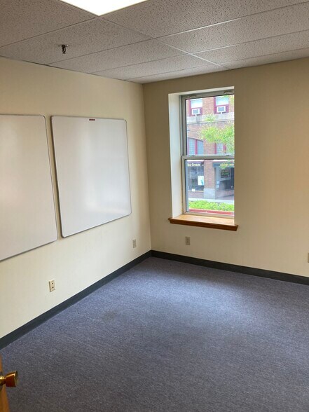More Photos Of 102 East State Street, Ithaca Loft Creative Space For Lease