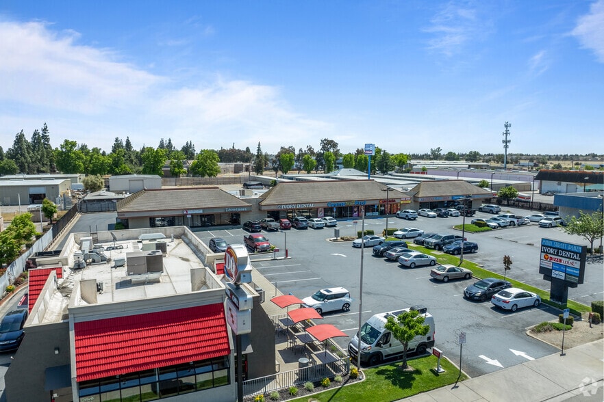 More Photos Of 1138-1162 S Main St, Manteca Freestanding For Lease