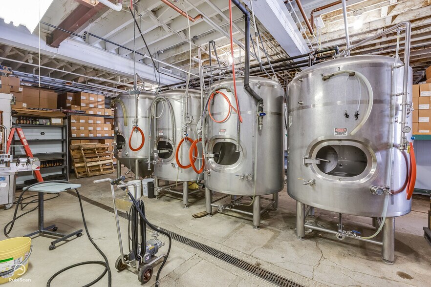 More Photos Of 11314 S Front Ave, Chicago Warehouse For Sale