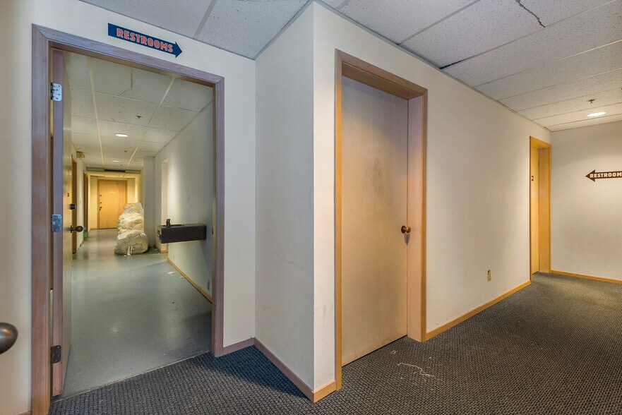 More Photos Of 41 Dravus St, Seattle Apartments For Lease