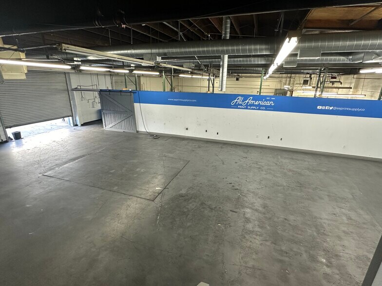 More Photos Of 6430 Roland St, Buena Park Warehouse For Sale