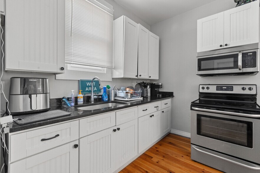 More Photos Of 94 Morris St, Charleston Apartments For Sale