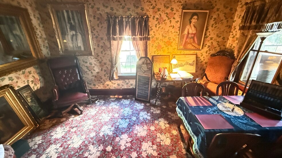 More Photos Of 87 Milanville Rd, Beach Lake Hotel For Sale