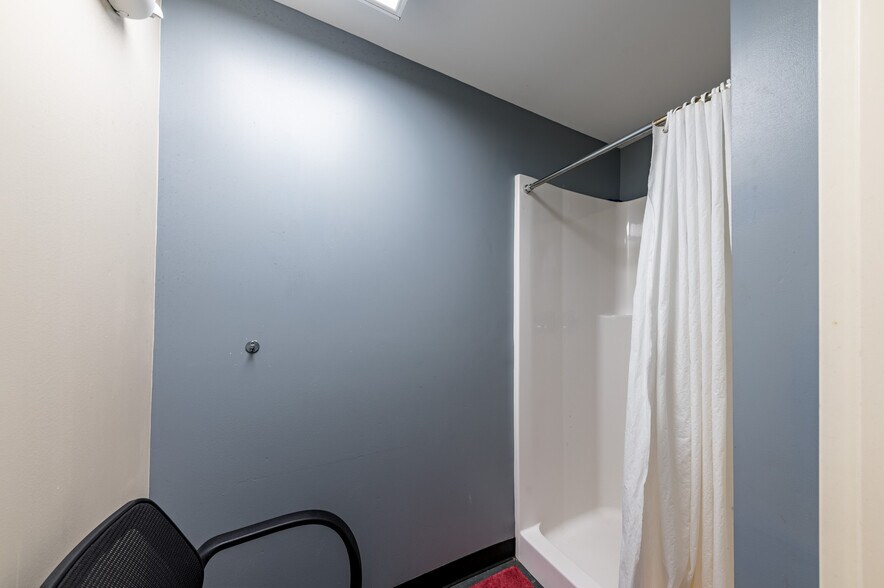 More Photos Of 900 Fairmont Rd, Morgantown Office For Sale