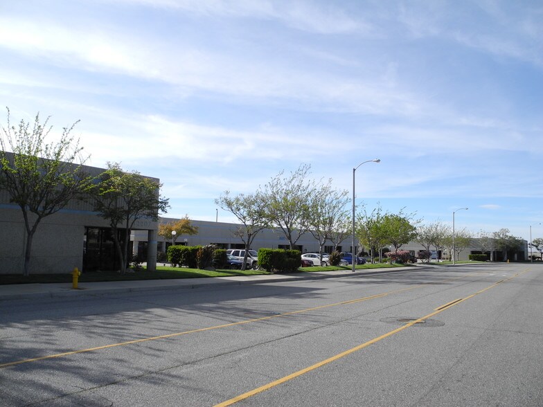 More Photos Of 42231 6th St W, Lancaster Warehouse For Lease