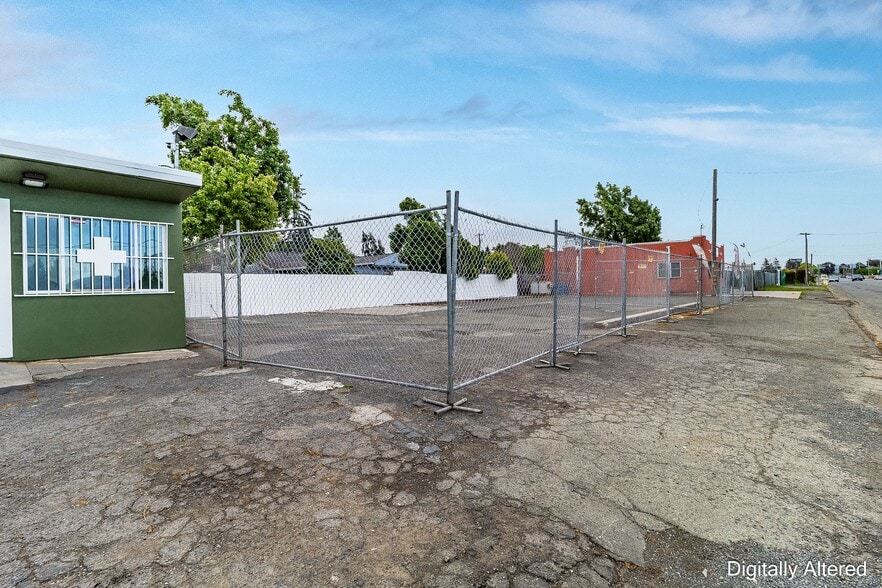 More Photos Of 1966 Broadway St, Vallejo Storefront For Sale