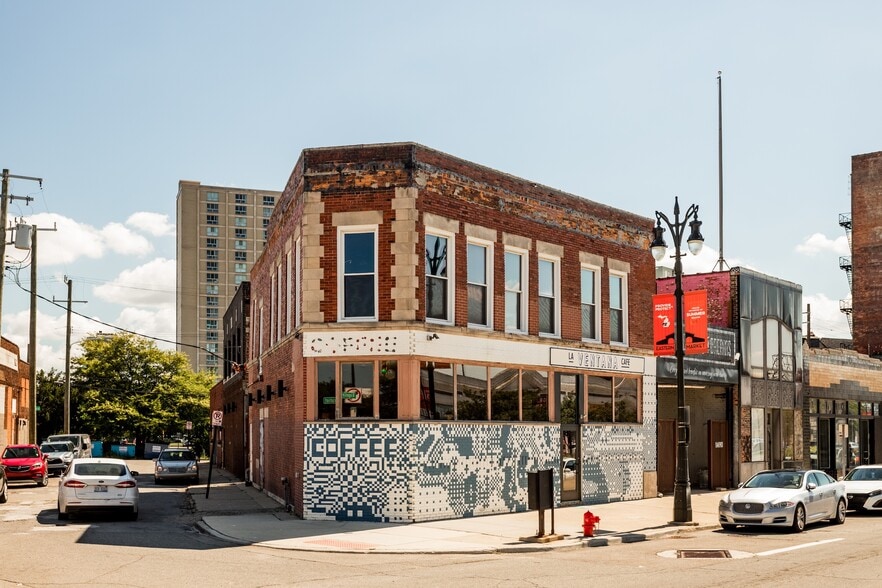 Primary Photo Of 1494 Gratiot Ave, Detroit Storefront Retail Residential For Sale