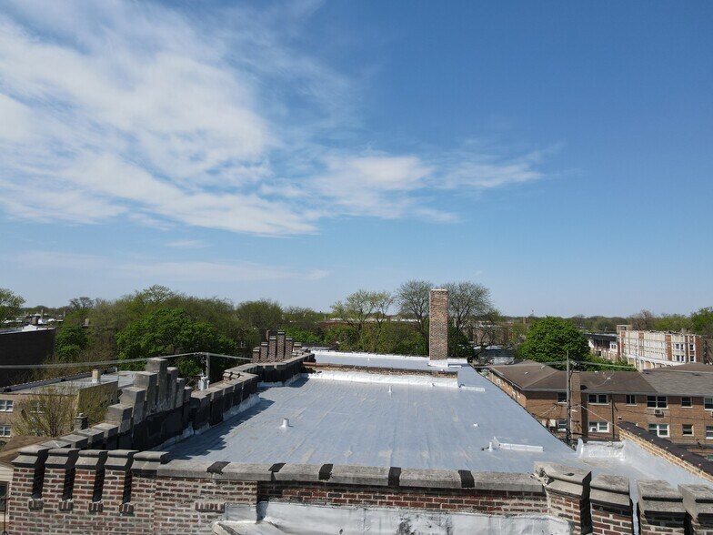 More Photos Of 7914 S Dobson Ave, Chicago Apartments For Sale