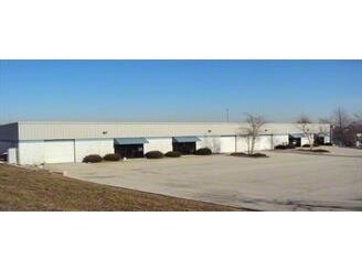 More Photos Of 1831 Scherer Pky, Saint Charles Light Distribution For Lease