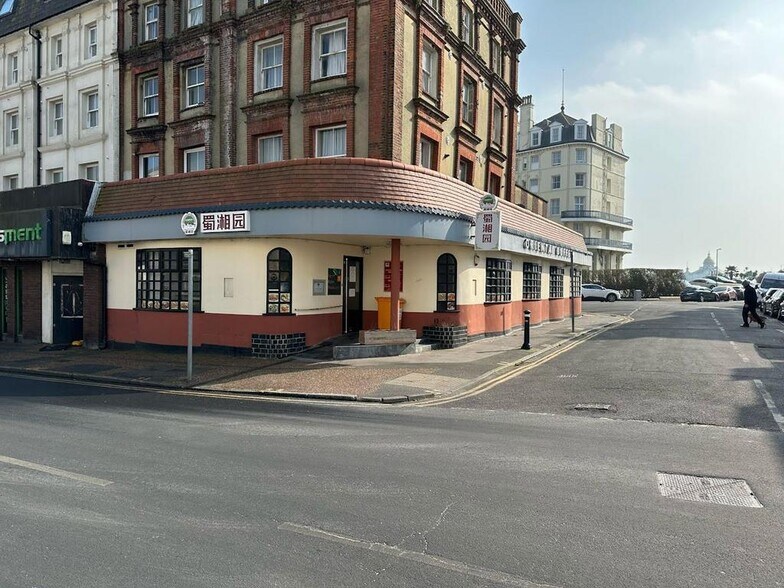 More Photos Of 113-115 Seaside Rd, Eastbourne Apartments For Sale
