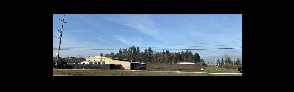 More Photos Of 3511 Boone Rd SE, Salem Distribution For Sale