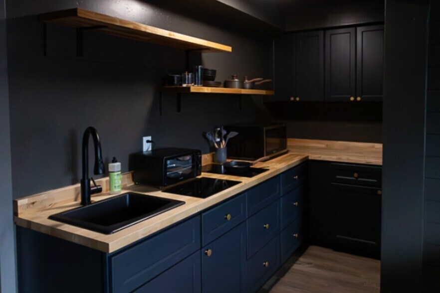 More Photos Of 219 E Coeur D Alene Lake Dr, Coeur d'Alene Apartments For Sale