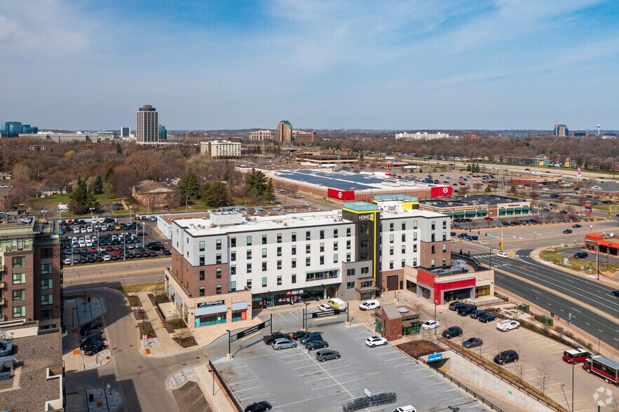 More Photos Of 2270 W 80 1/2 St, Bloomington Hotel For Lease