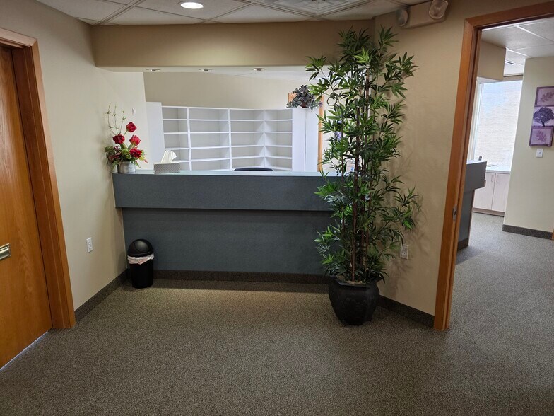 More Photos Of 1801 1st Ave, Longview Medical For Sale