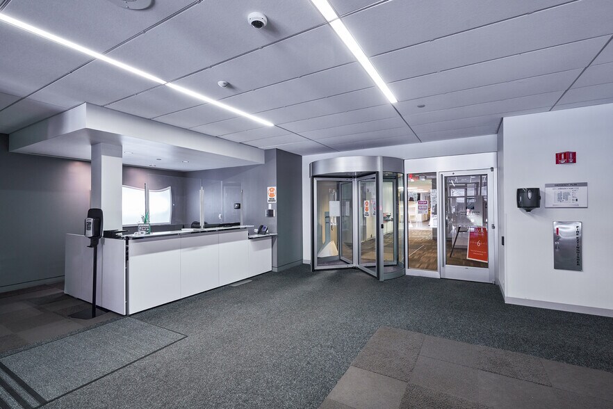 More Photos Of 12 Reads Way, New Castle Office For Lease