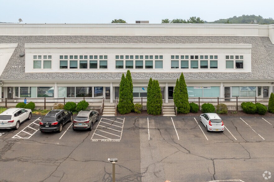 More Photos Of 77 Main St N, Southbury Storefront Retail Office For Sale