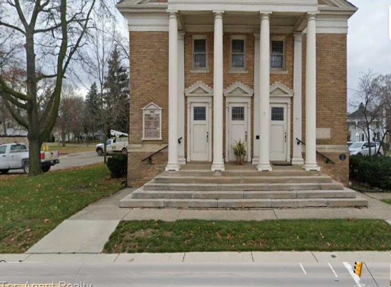 More Photos Of 71 S Washington St, Oxford Religious Facility For Sale
