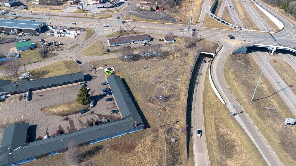 More Photos Of 3219 E Clairemont Ave, Eau Claire Land For Sale