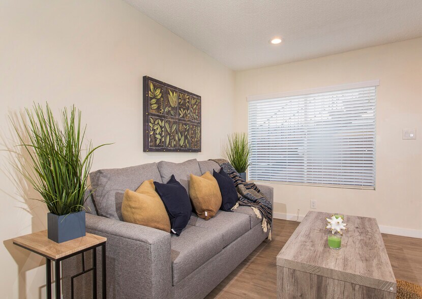 More Photos Of 12128 Ramona Ave, Hawthorne Apartments For Sale