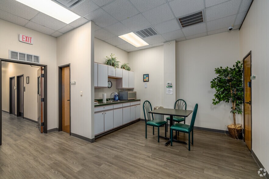 More Photos Of 525 Round Rock West Dr, Round Rock Coworking Space