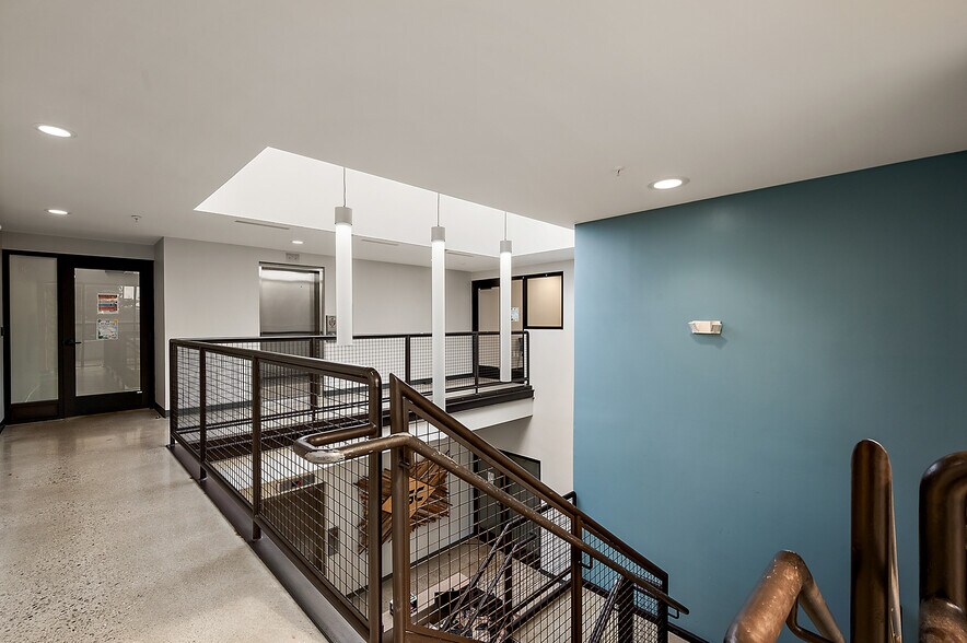 More Photos Of 43750 Garfield Rd, Clinton Township Office For Lease