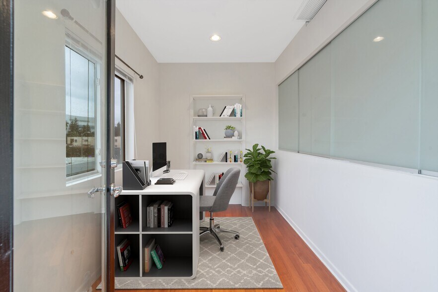 More Photos Of 1411-1413 Cloverfield Blvd, Santa Monica Apartments For Sale