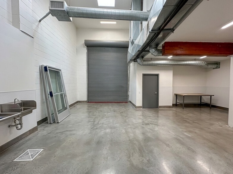 More Photos Of 472-478 7th St, Oakland Office For Lease