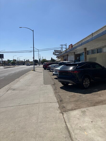 More Photos Of 1261 N 1st St, Fresno Freestanding For Sale