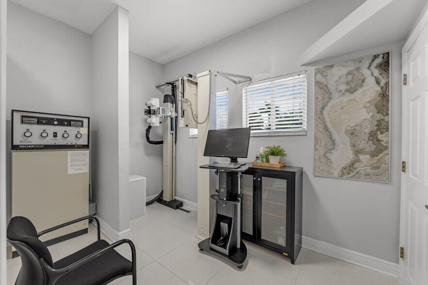 More Photos Of 97 NE 15th St, Homestead Coworking Space