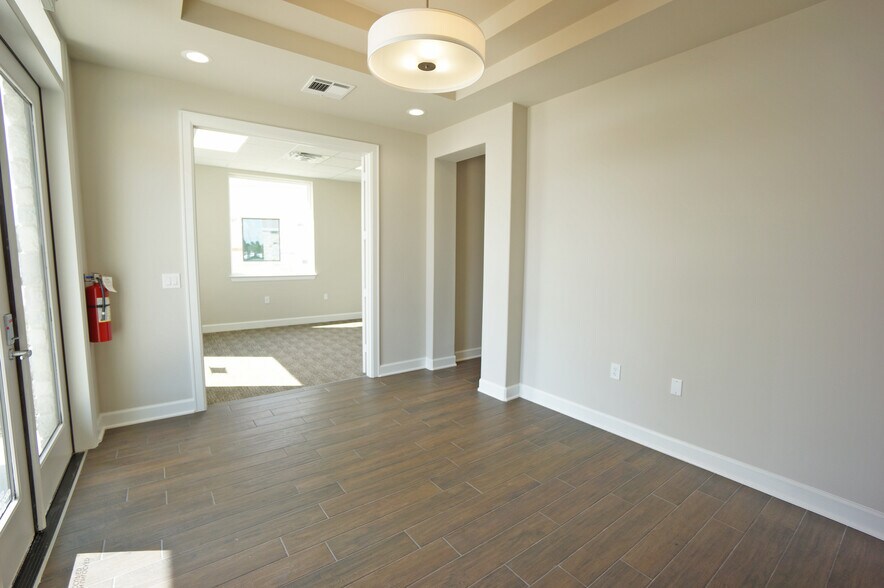 More Photos Of 23410 Grand Reserve Dr, Katy Medical For Lease