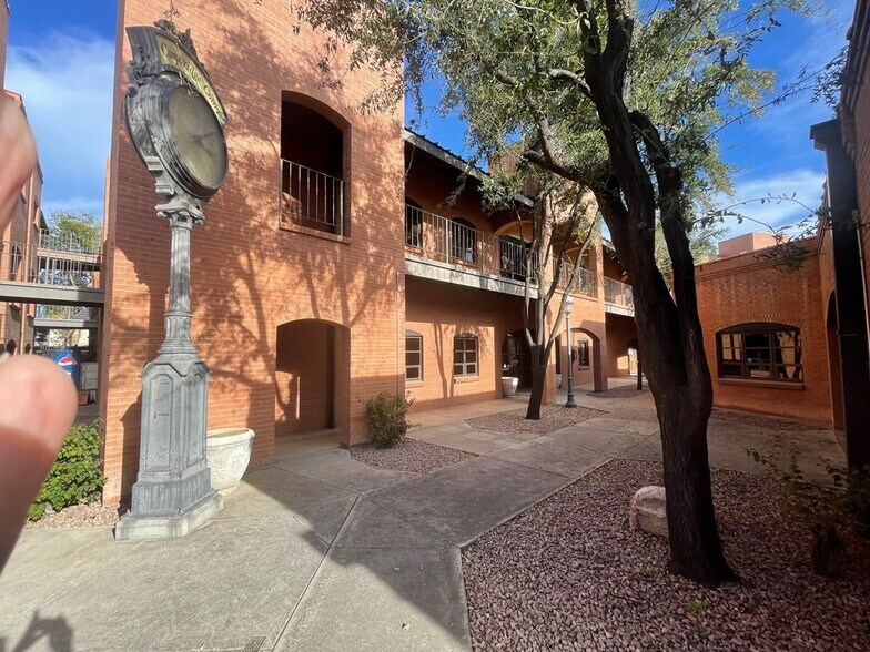 More Photos Of 2701 N 16th St, Phoenix Unknown For Lease