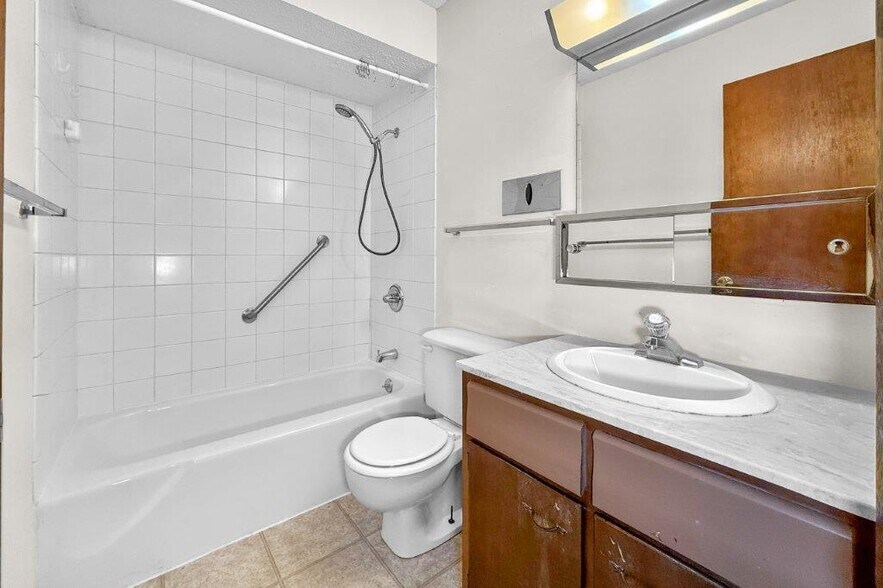 More Photos Of 1003 Parkway Dr, Boone Apartments For Sale