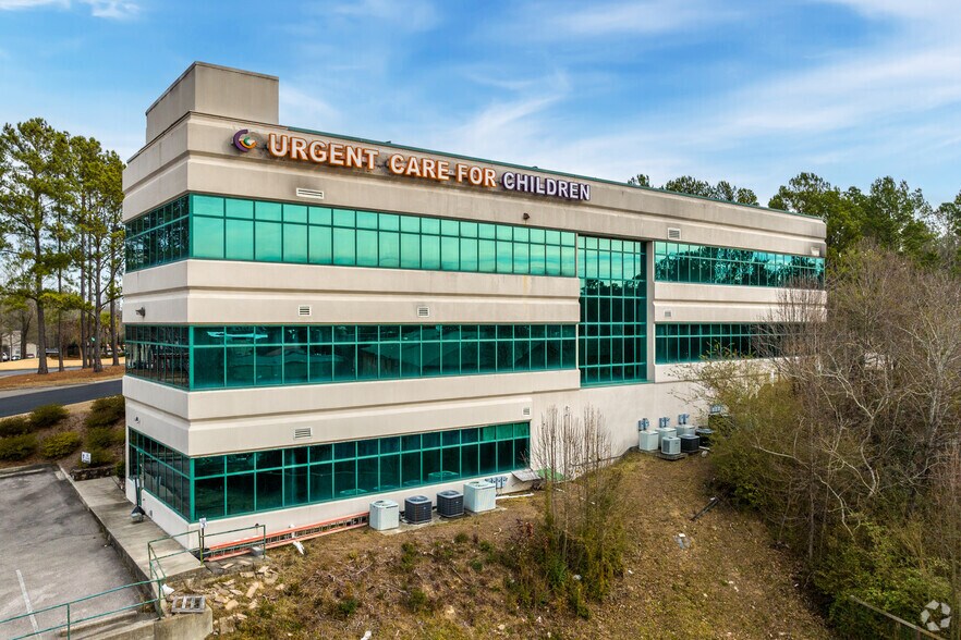 More Photos Of 500 Cahaba Park Cir, Birmingham Medical For Lease