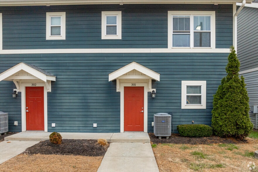 More Photos Of 6159 Winthrop Ave, Indianapolis Apartments For Sale