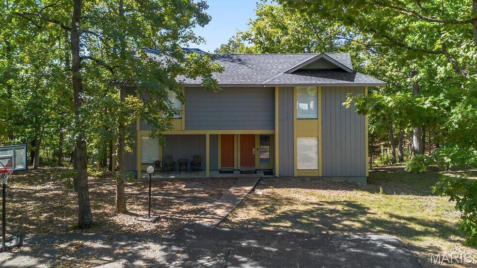 More Photos Of 35 Walkers Cay Drive, Osage Beach Apartments For Sale