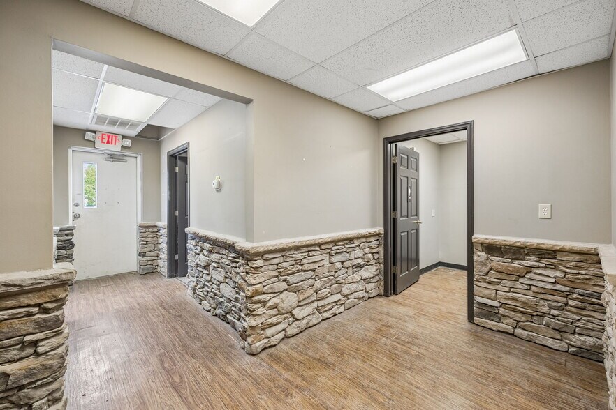 More Photos Of 1311 W College St, Murfreesboro Industrial For Sale