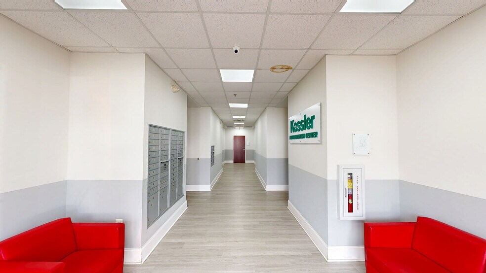 More Photos Of 3525 Quakerbridge Rd, Hamilton Office For Sale