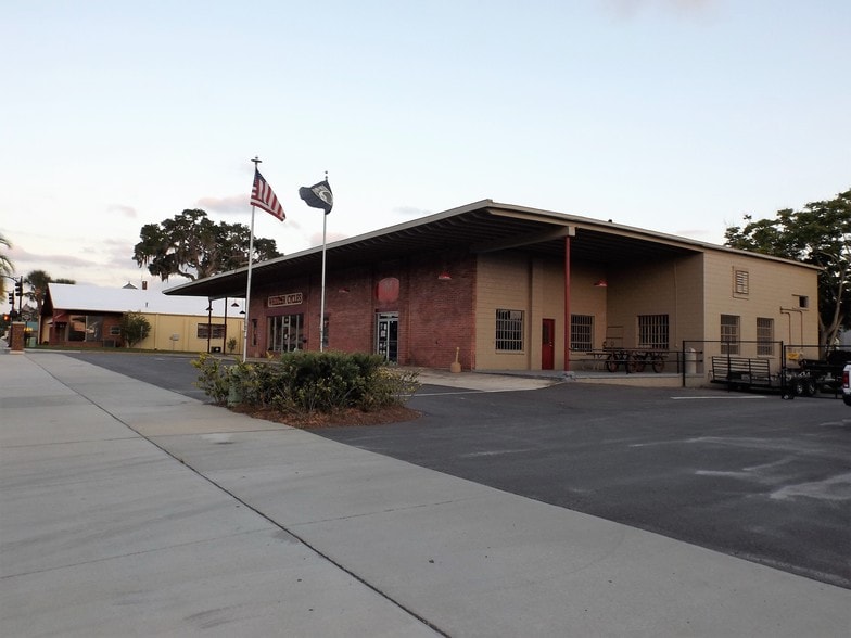 More Photos Of 1201 W Main St, Leesburg Service For Lease