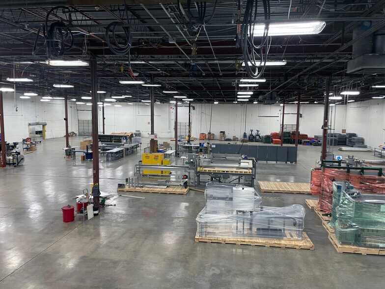 More Photos Of 21 Elm St, Watervliet Manufacturing For Sale