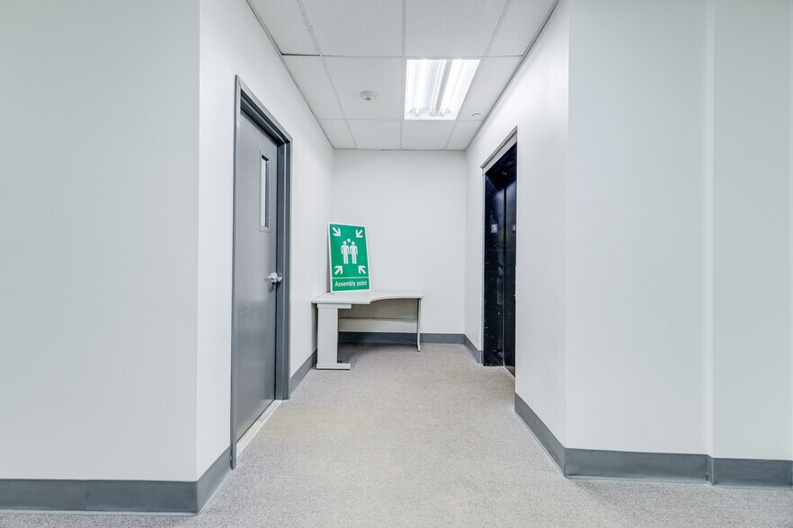 More Photos Of 2500 N 7th St, West Monroe Office For Lease