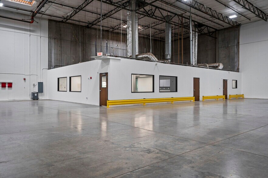 More Photos Of 12815-12845 Old Virginia St, Reno Distribution For Lease